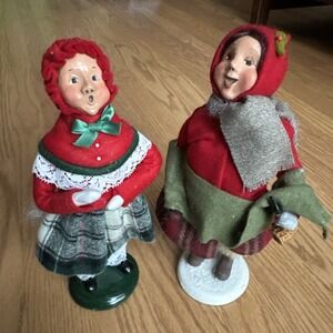 Byers' Choice Carolers Christmas Singers Mom/Grandma Maybe Grandma/granddaughter